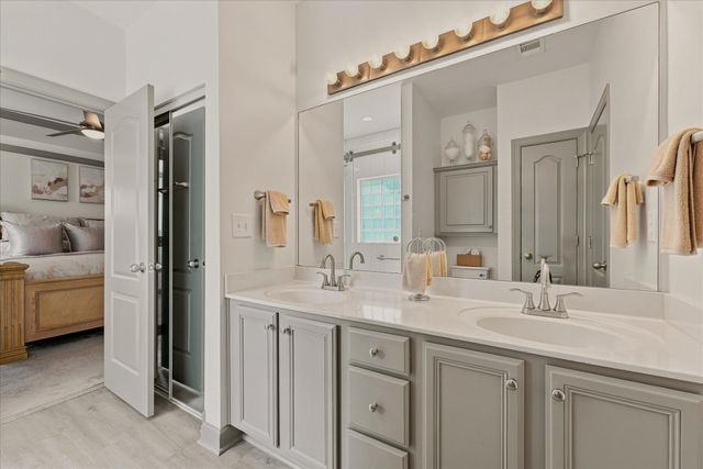 7093 Bridgeport Dr, Nashville, TN 37221