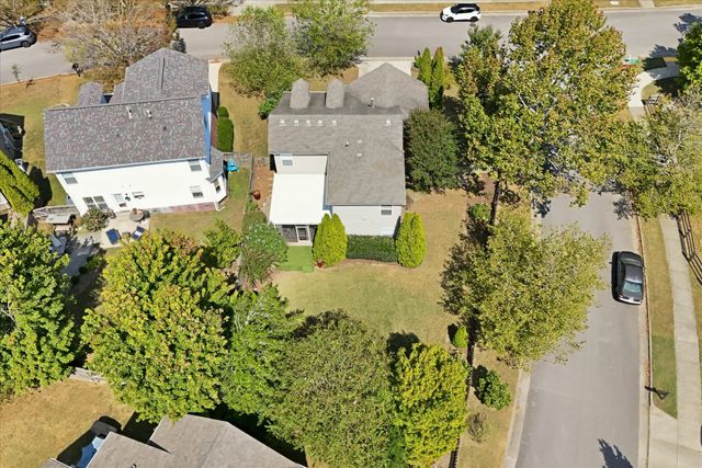 7093 Bridgeport Dr, Nashville, TN 37221