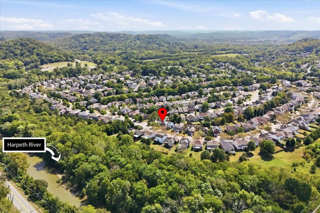 7093 Bridgeport Dr, Nashville, TN 37221