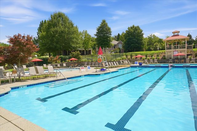 7093 Bridgeport Dr, Nashville, TN 37221