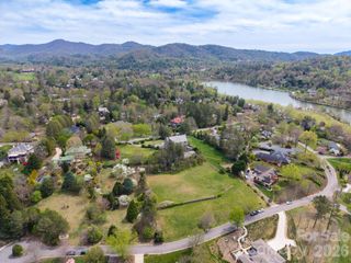 99999 Pine Acre Boulevard 4, Asheville, NC 28804