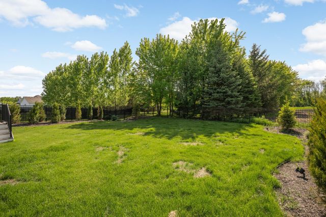 10648 29th Street NE, Saint Michael, MN 55376