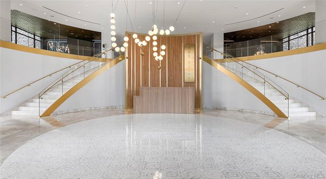 695 Merrick Avenue 331, Westbury, NY 11590