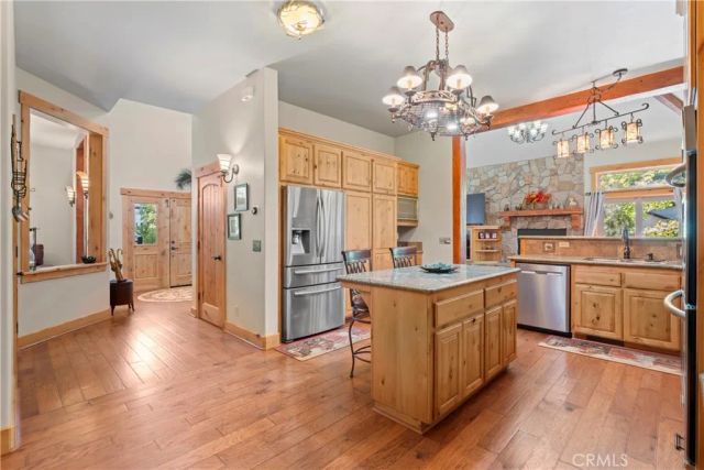 1034 Teakwood, Lake Arrowhead, CA 92352