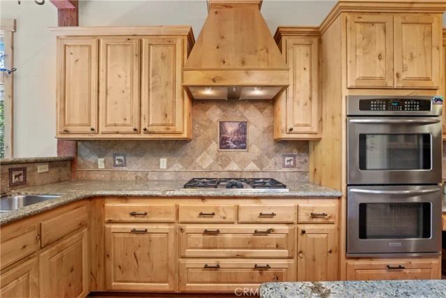 1034 Teakwood, Lake Arrowhead, CA 92352