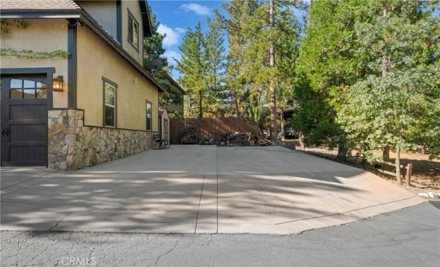 1034 Teakwood, Lake Arrowhead, CA 92352