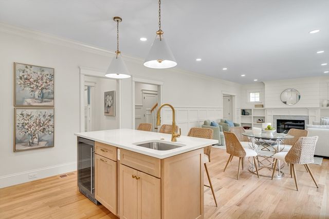 6 Manning, Lexington, MA 02420