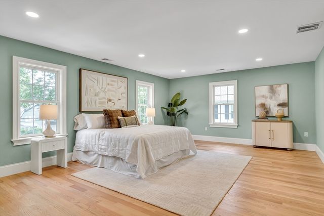 6 Manning, Lexington, MA 02420