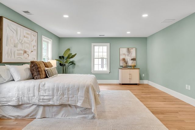 6 Manning, Lexington, MA 02420