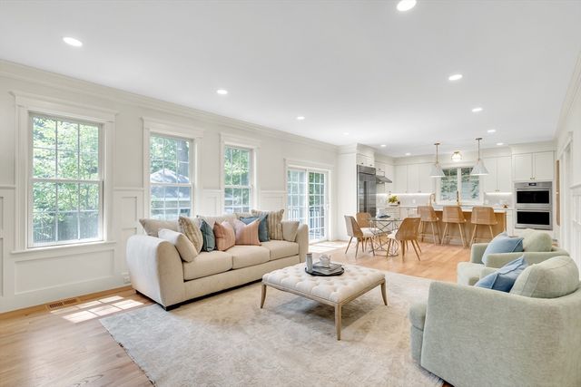 6 Manning, Lexington, MA 02420