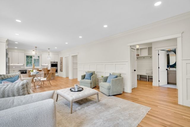6 Manning, Lexington, MA 02420