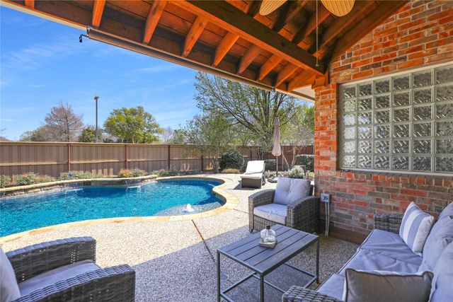 711 Autumn Ridge Drive, Mckinney, TX 75072