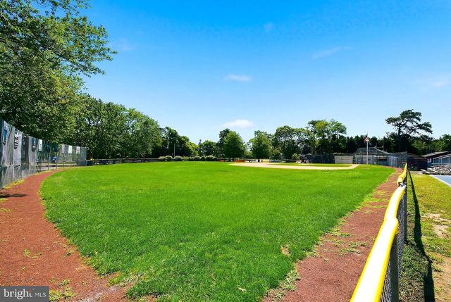 414 SPRINGFIELD AVE, Pine Beach, NJ 08741