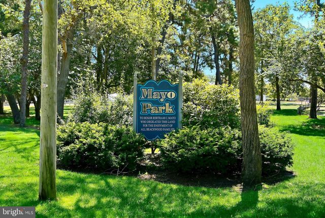 414 SPRINGFIELD AVE, Pine Beach, NJ 08741