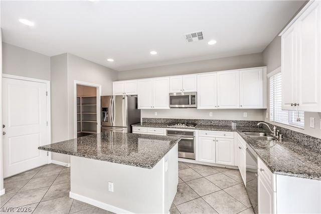 6974 Walden Park Street, Las Vegas, NV 89166