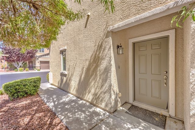 6974 Walden Park Street, Las Vegas, NV 89166