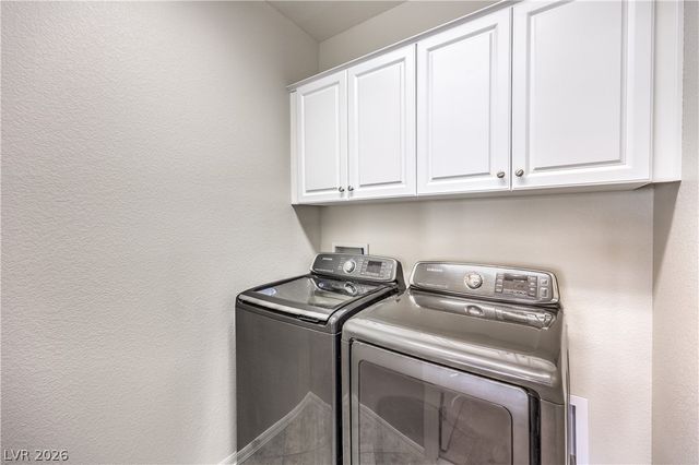 6974 Walden Park Street, Las Vegas, NV 89166
