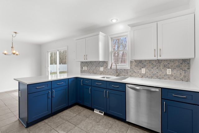 36029 Valley Drive, Paw Paw, MI 49079