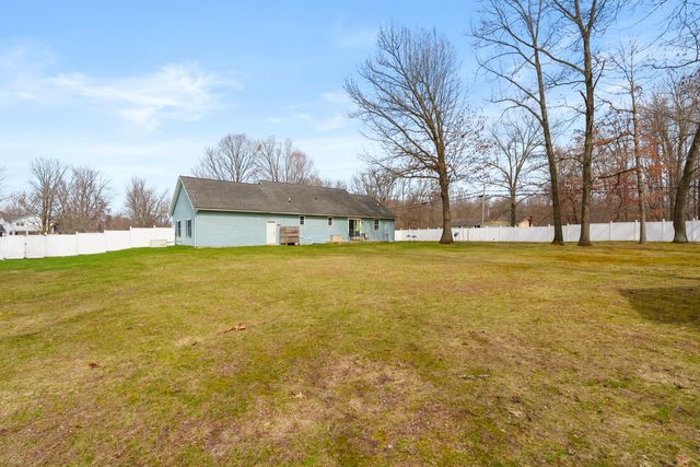 36029 Valley Drive, Paw Paw, MI 49079