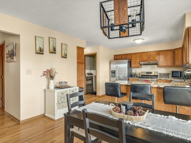 10853 Lemon Grass Lane, Roscoe, IL 61073