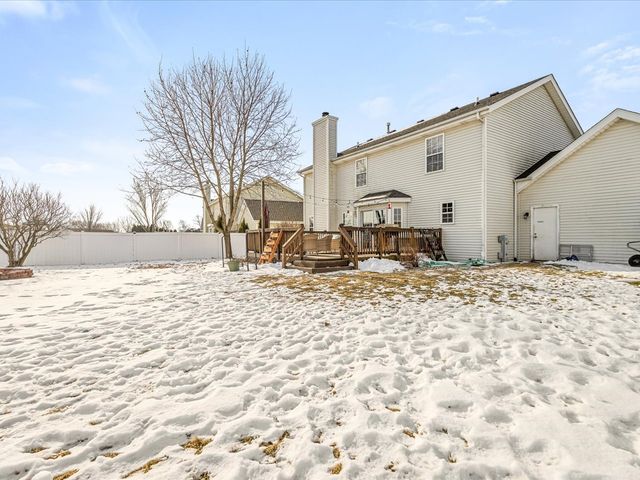 10853 Lemon Grass Lane, Roscoe, IL 61073