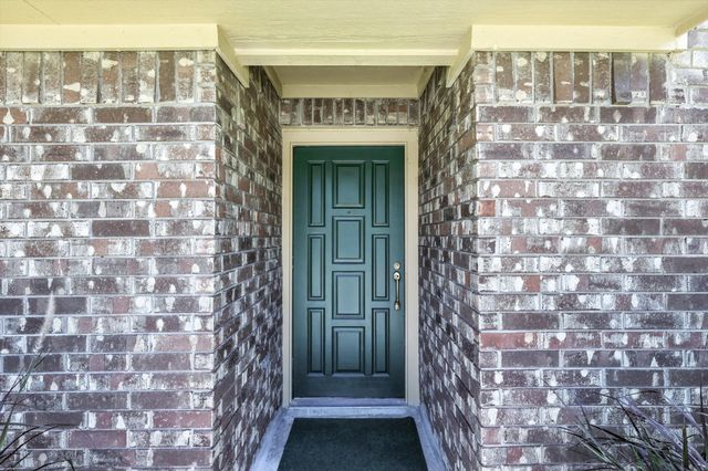 960 CASSION Drive, Lewisville, TX 75067