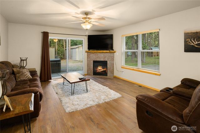 750 Evergreen Valley Loop Road, Ronald, WA 98940