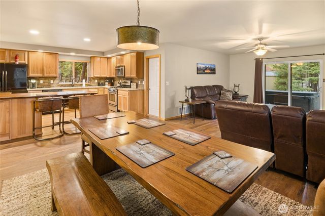 750 Evergreen Valley Loop Road, Ronald, WA 98940