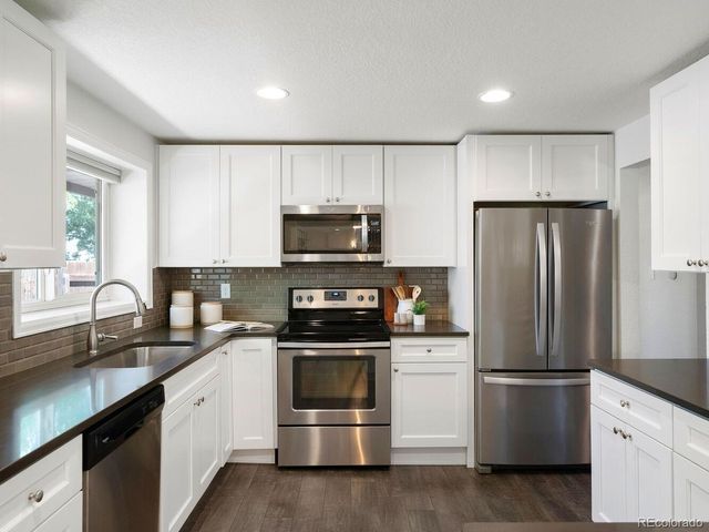 345 Hemlock St, Broomfield, CO 80020