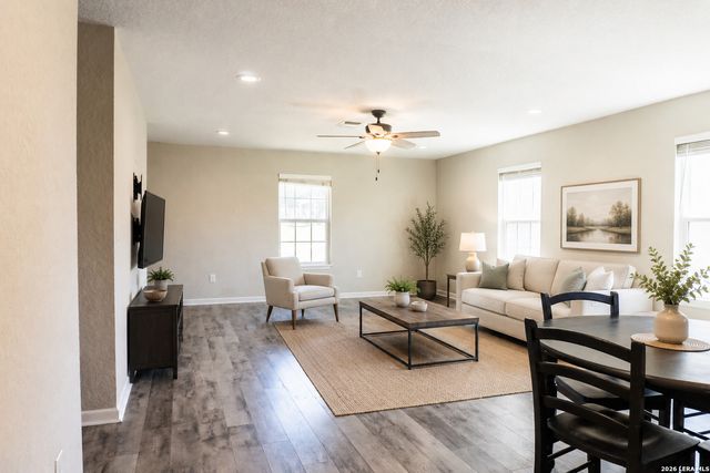 265 Firewheel Dr, Bandera, TX 78003
