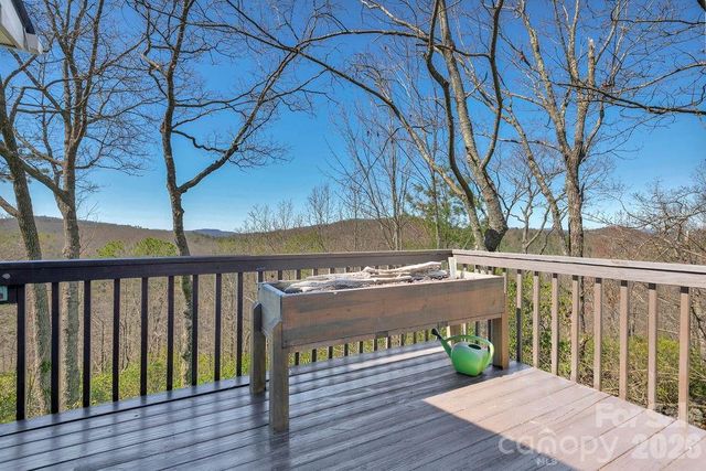 123 Adohi Court, Brevard, NC 28712
