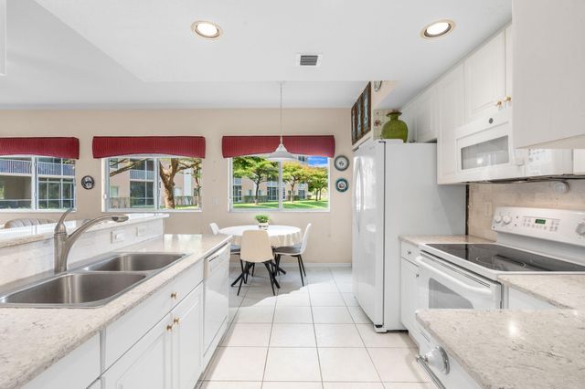 7735 Yardley Drive, Tamarac, FL 33321