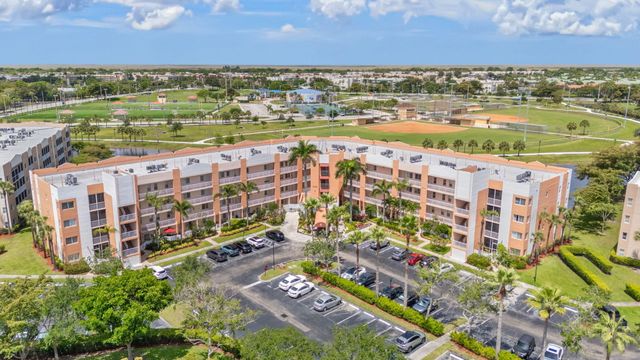 7735 Yardley Drive, Tamarac, FL 33321