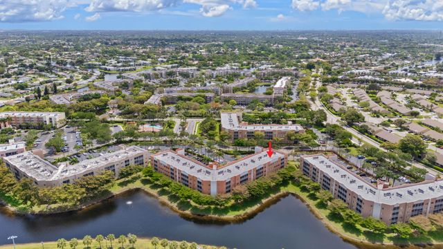 7735 Yardley Drive, Tamarac, FL 33321