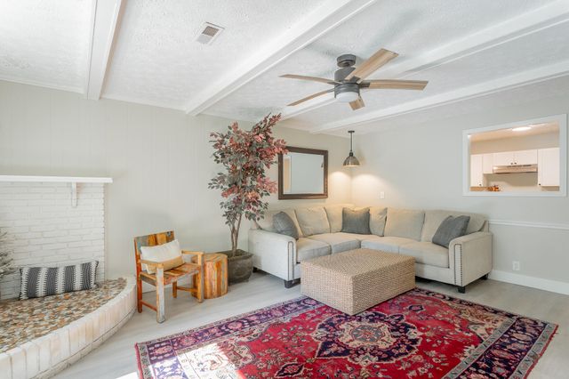 242 Hays Hollow Road, Flintstone, GA 30725