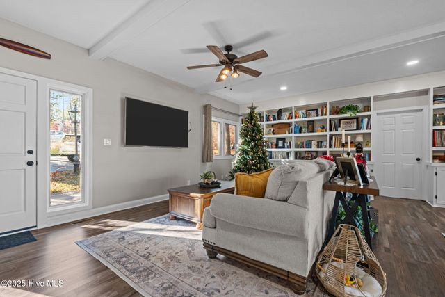 31 Cardinal Drive, Carthage, NC 28327