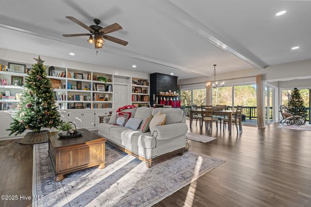 31 Cardinal Drive, Carthage, NC 28327