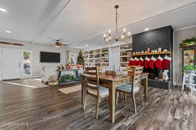 31 Cardinal Drive, Carthage, NC 28327