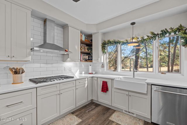 31 Cardinal Drive, Carthage, NC 28327