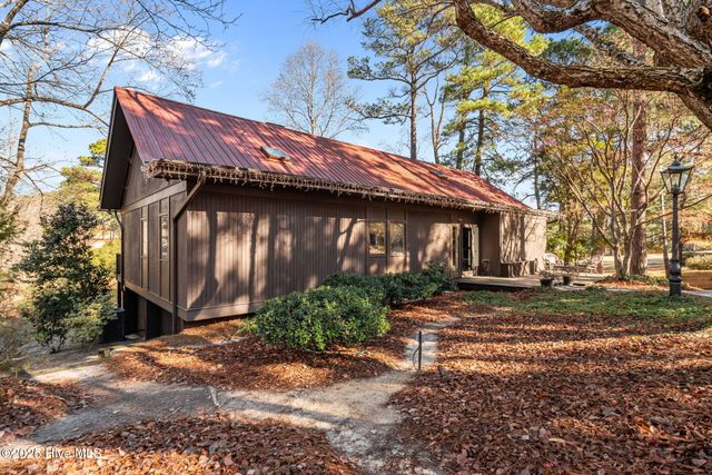 31 Cardinal Drive, Carthage, NC 28327