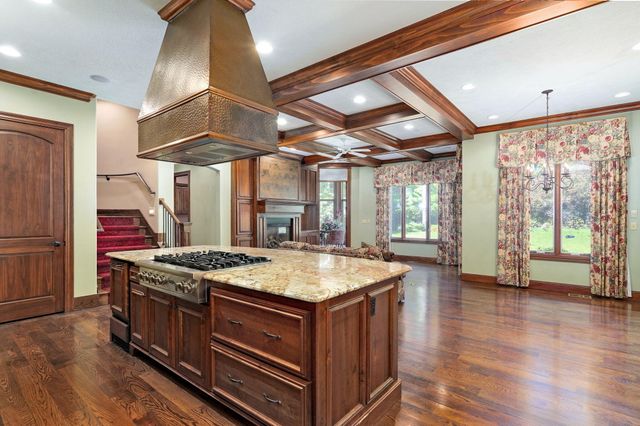 3309 E Sommerset Road, Springfield, MO 65804