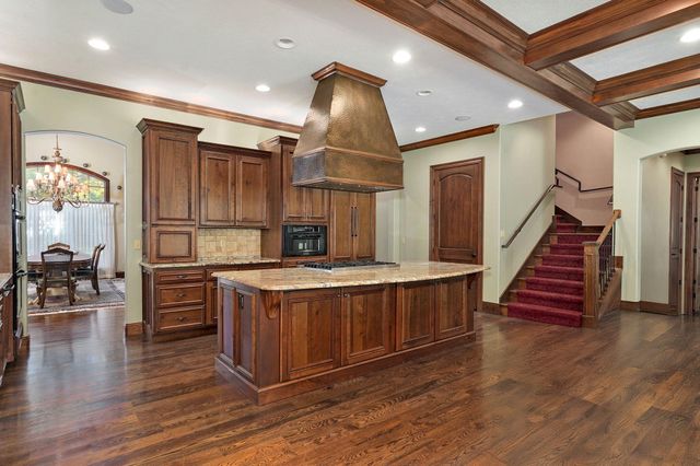 3309 E Sommerset Road, Springfield, MO 65804