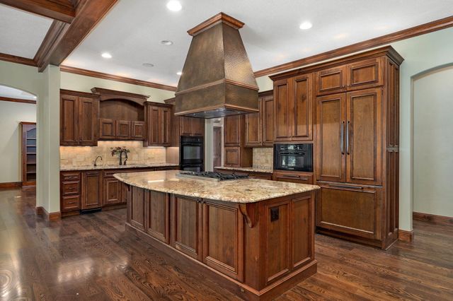 3309 E Sommerset Road, Springfield, MO 65804