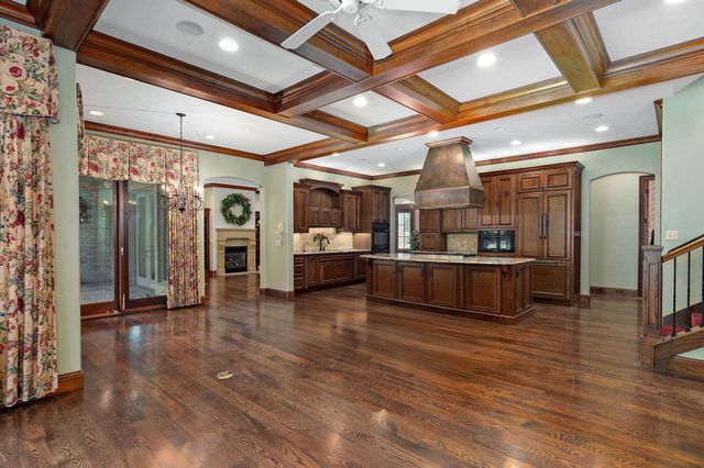 3309 E Sommerset Road, Springfield, MO 65804