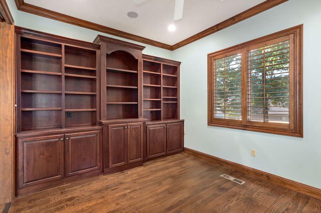 3309 E Sommerset Road, Springfield, MO 65804