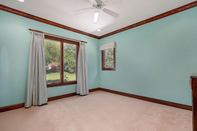 3309 E Sommerset Road, Springfield, MO 65804