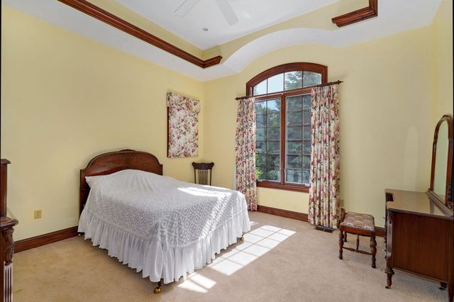 3309 E Sommerset Road, Springfield, MO 65804