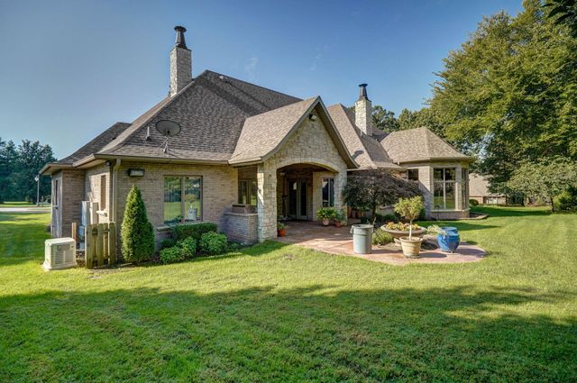 3309 E Sommerset Road, Springfield, MO 65804