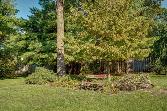 3309 E Sommerset Road, Springfield, MO 65804