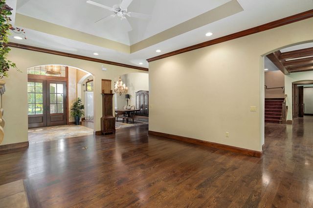 3309 E Sommerset Road, Springfield, MO 65804